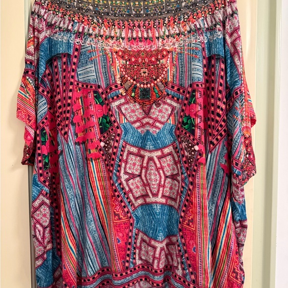 Camila: Colorful Women's Top with beading - Picture 5 of 8